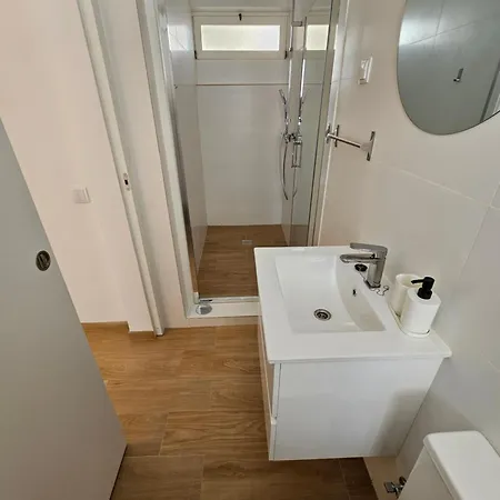 Sun And Ii Ac Wifi 90mts From The Apartament