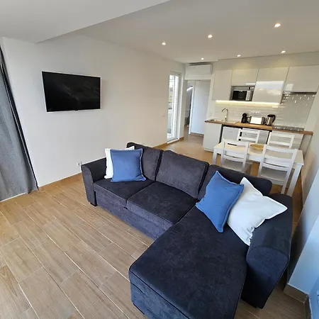 Apartament Sun And Ii Ac Wifi 90mts From The *