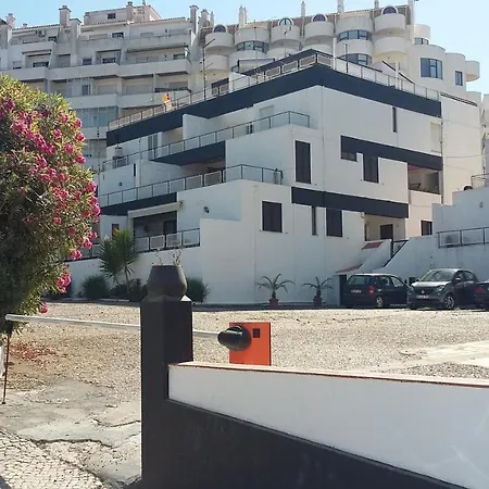 Sun And Ii Ac Wifi 90mts From The Appartement Portimão